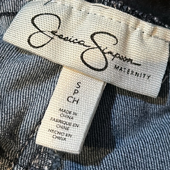 Jessica Simpson maternity distressed cropped 5 pocket jeans high belly waistband - Picture 4 of 5